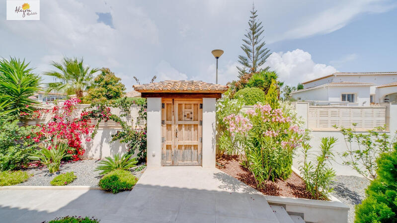 6 Cuarto Villa en venta