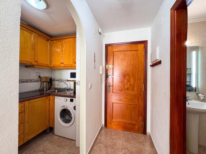 1 slaapkamer Appartement Te koop 1 slaapkamer Appartement Te koop