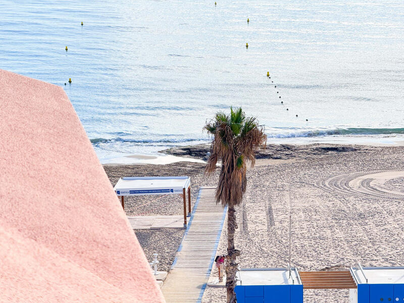 4 bedroom Apartment for sale