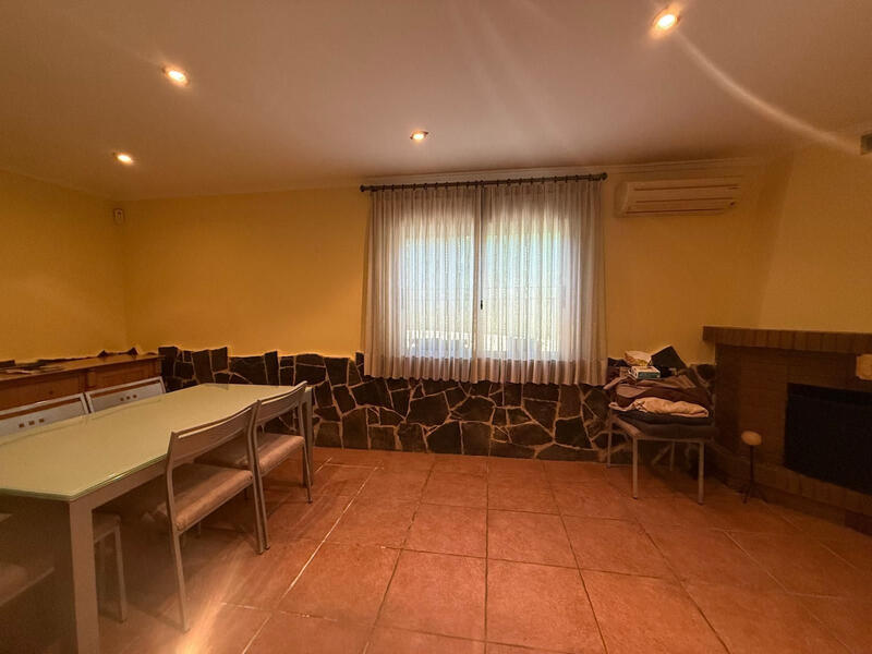 3 bedroom Country House for sale