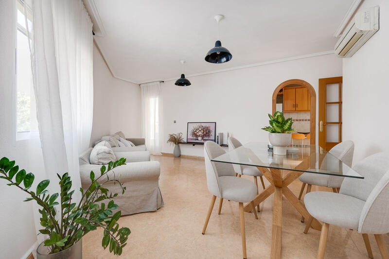 Apartment for sale in Jacarilla, Alicante