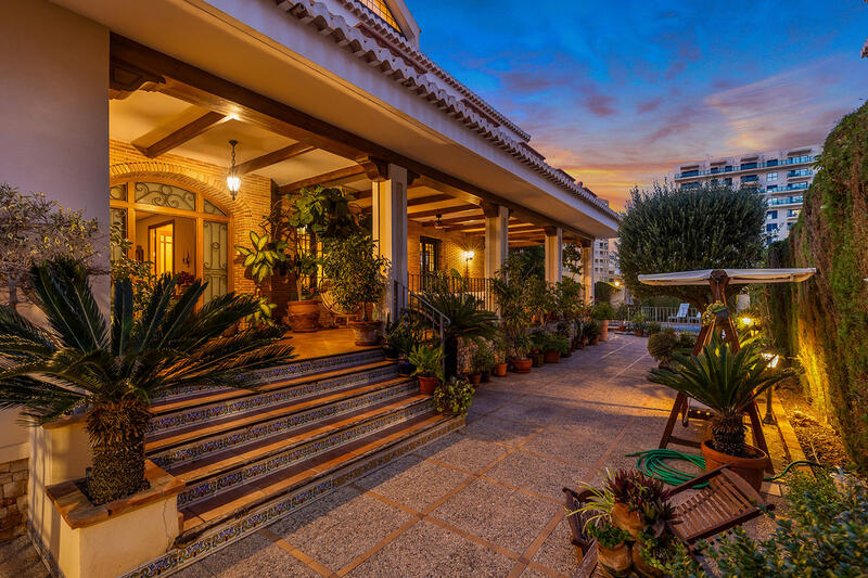 6 chambre Villa à vendre