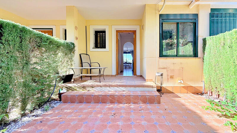 2 bedroom Townhouse for sale