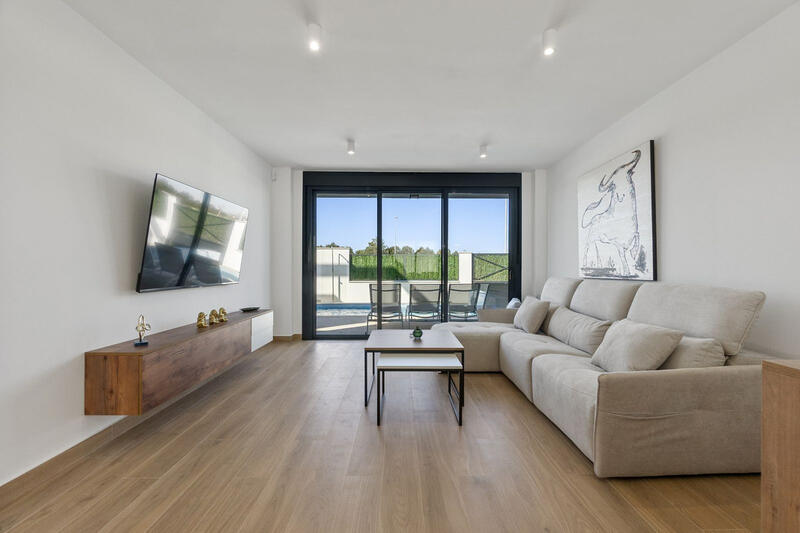 3 Schlafzimmer Villa zu verkaufen 3 Schlafzimmer Villa zu verkaufen