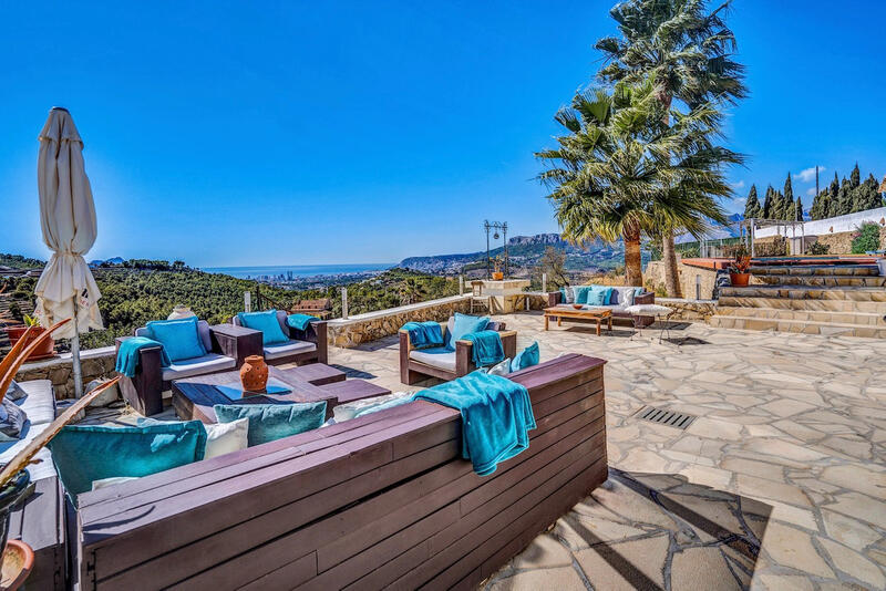 7 спальная комната Деревенский Дом продается