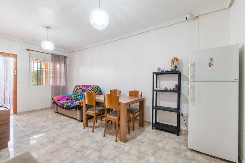 2 Cuarto Adosado en venta