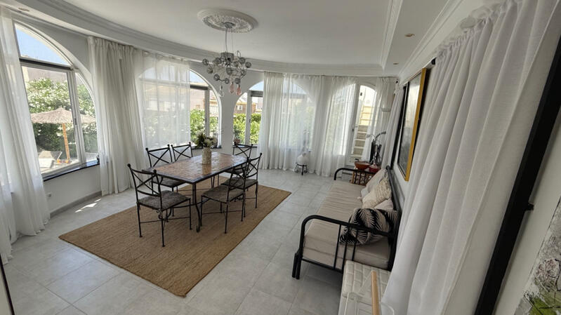 3 slaapkamer Villa Te koop