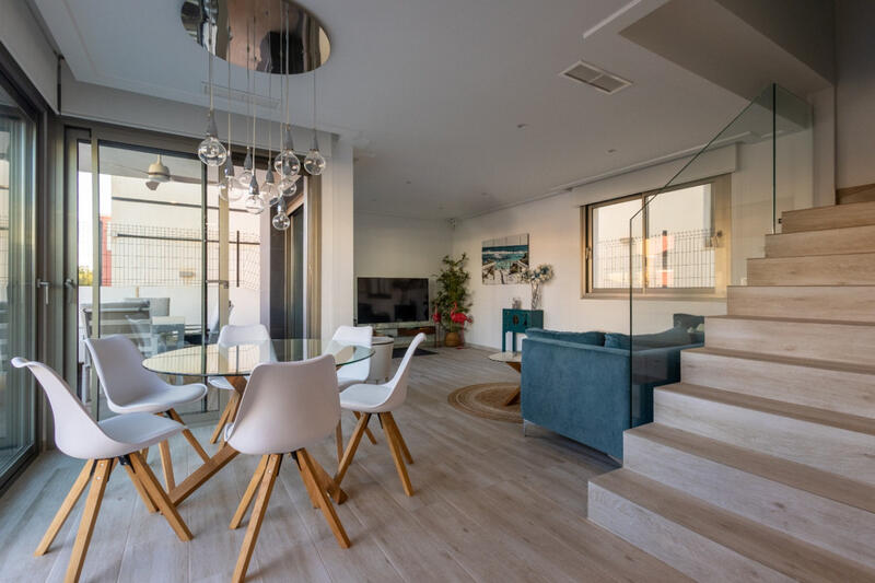 4 Cuarto Villa en venta