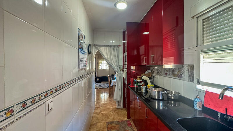 2 slaapkamer Appartement Te koop 2 slaapkamer Appartement Te koop