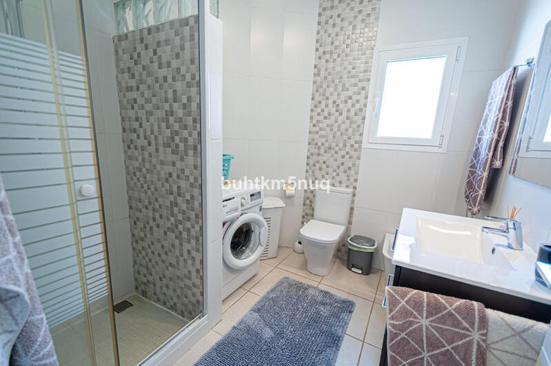 6 Schlafzimmer Villa zu verkaufen 6 Schlafzimmer Villa zu verkaufen