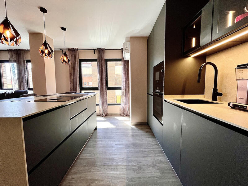 4 sovrum Lägenhet till salu