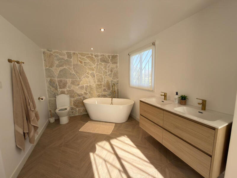 2 soverom Herregård til salgs