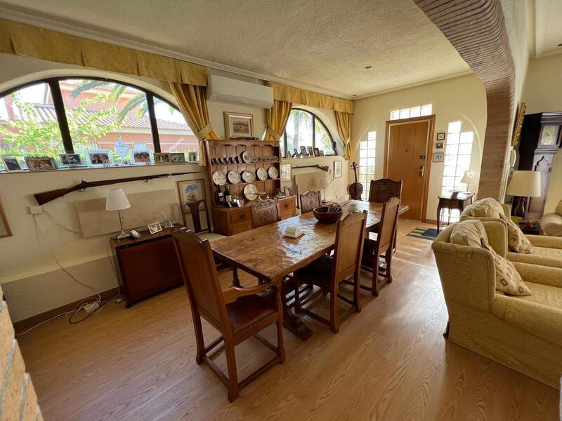 3 bedroom Villa for sale