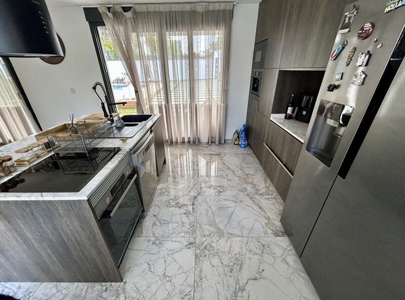 3 bedroom Villa for sale