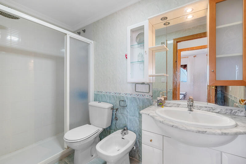 2 slaapkamer Appartement Te koop