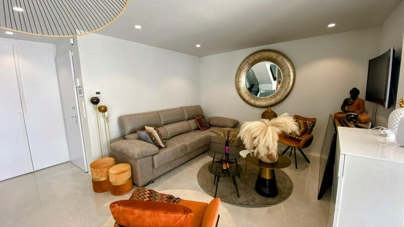 4 Cuarto Villa en venta