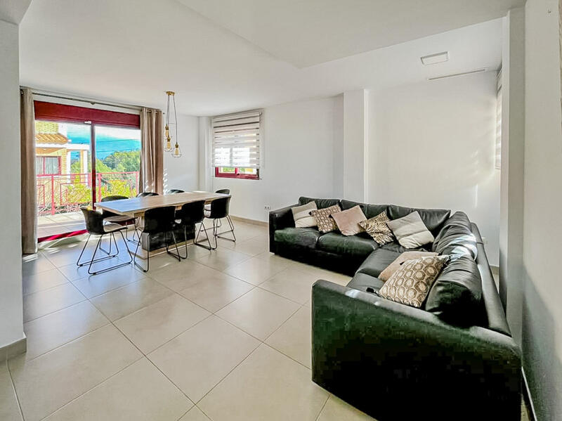 4 slaapkamer Villa Te koop 4 slaapkamer Villa Te koop