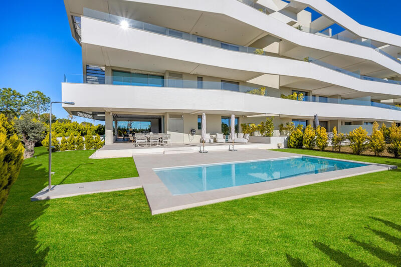 3 спальная комната квартира продается