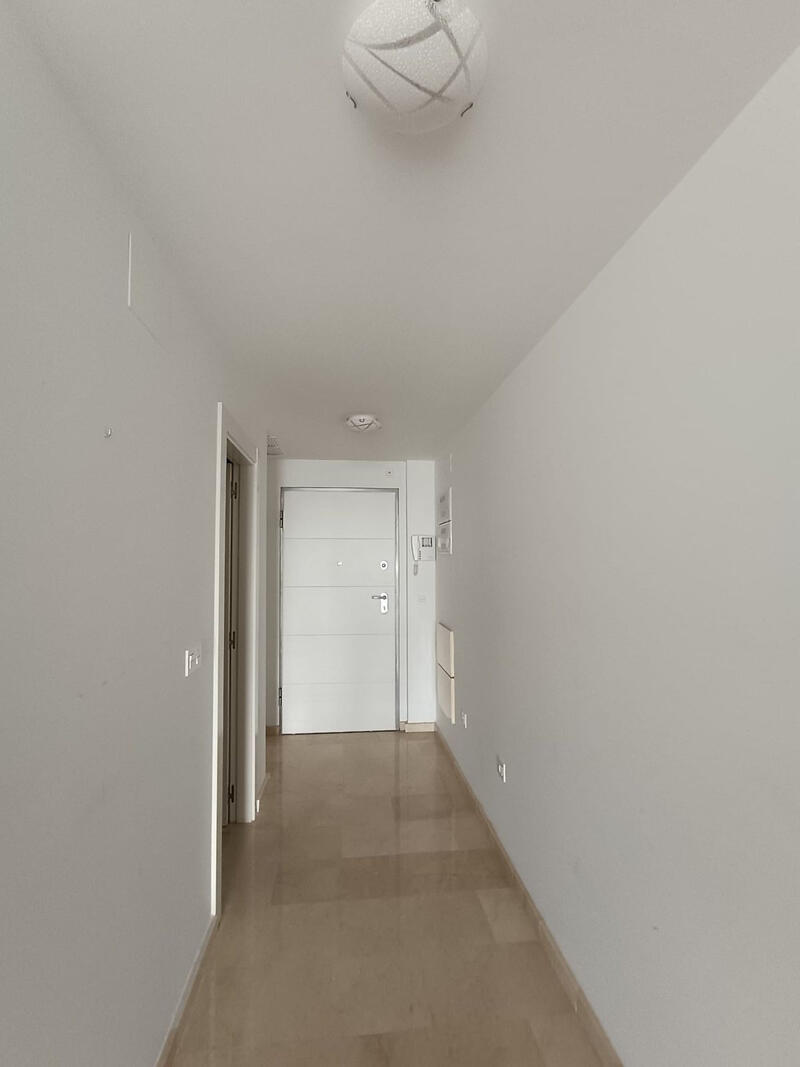 2 slaapkamer Appartement Te koop 2 slaapkamer Appartement Te koop