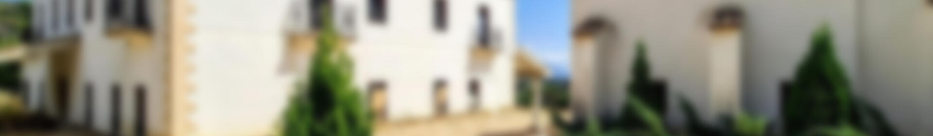 13 soverom Herregård til salgs