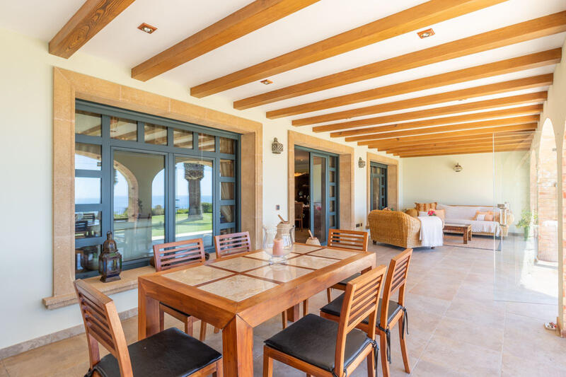 5 Schlafzimmer Landhaus zu verkaufen