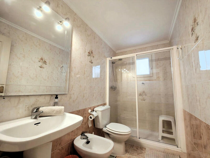 2 спальная комната квартира продается