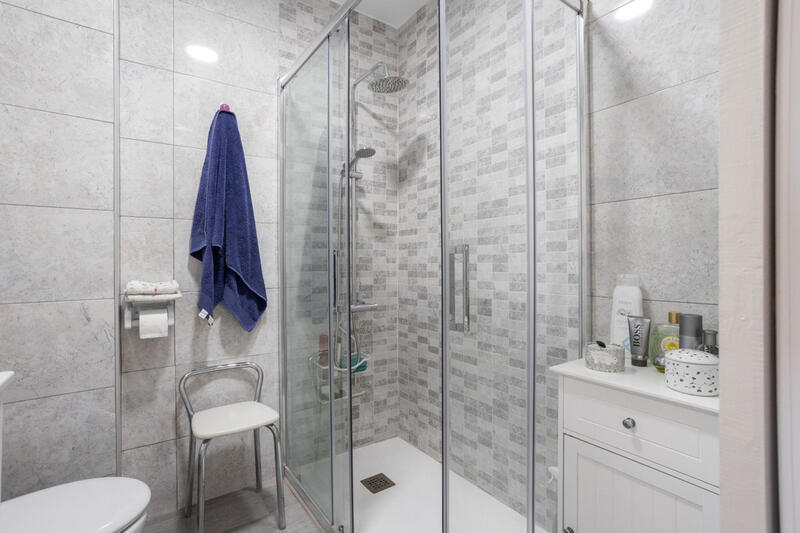 2 bedroom Townhouse for sale