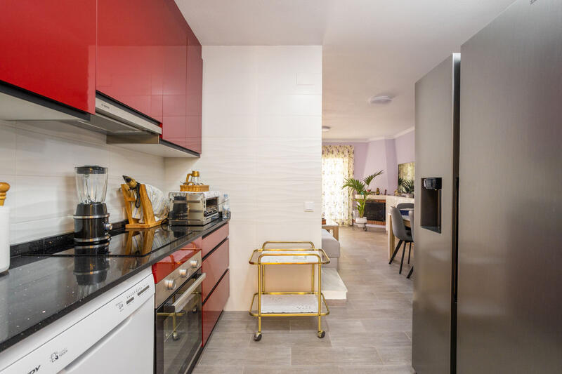 2 bedroom Townhouse for sale