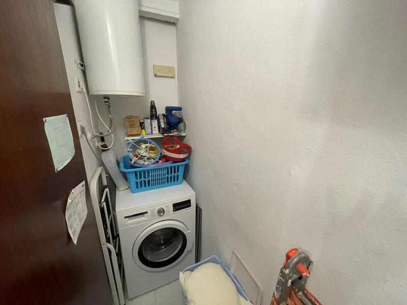 2 slaapkamer Gezinswoning Te koop