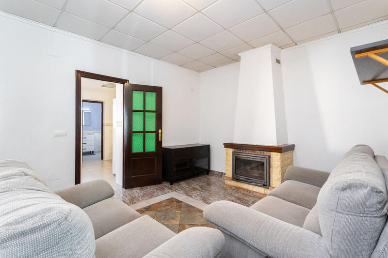 4 slaapkamer Gezinswoning Te koop