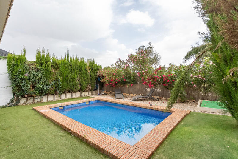 2 Cuarto Adosado en venta