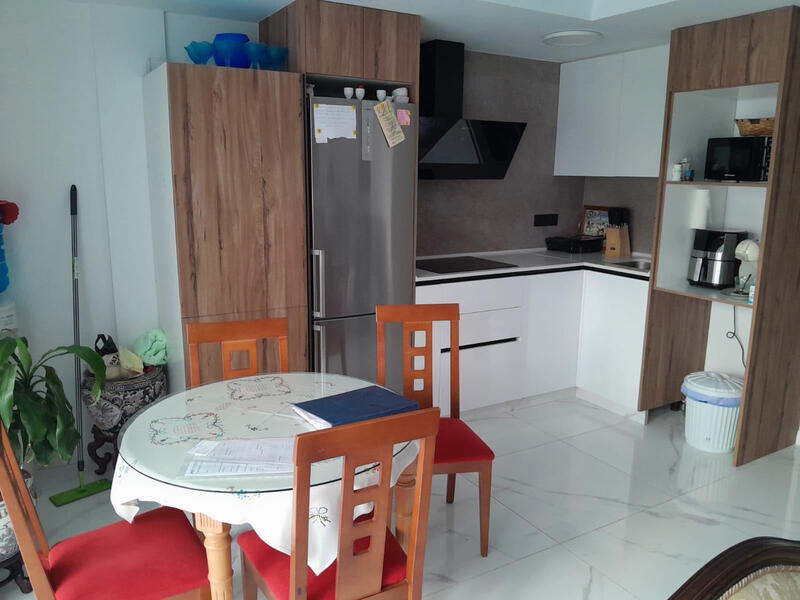 3 спальная комната квартира продается