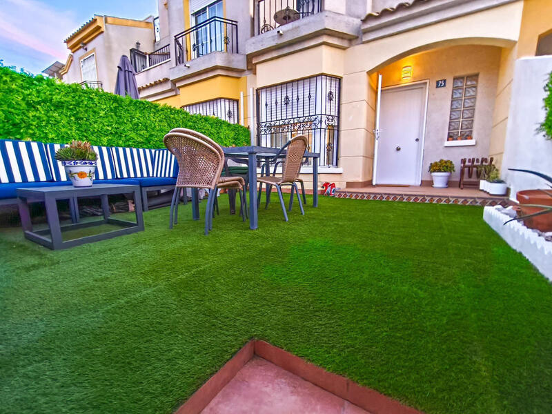 Townhouse for sale in Guardamar del Segura, Alicante Townhouse for sale in Guardamar del Segura, Alicante