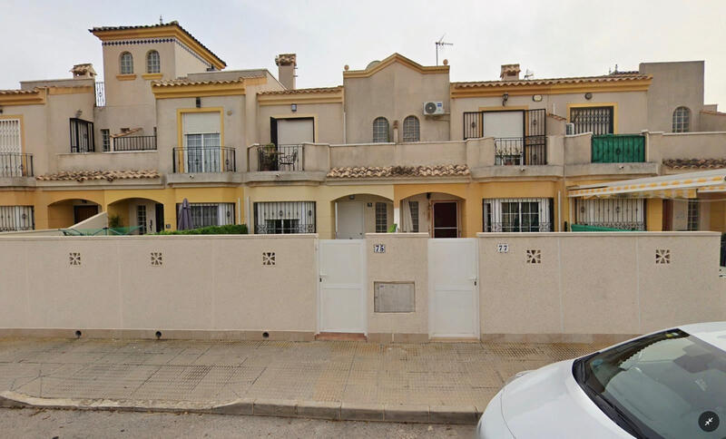 2 soveværelse Byhus til salg