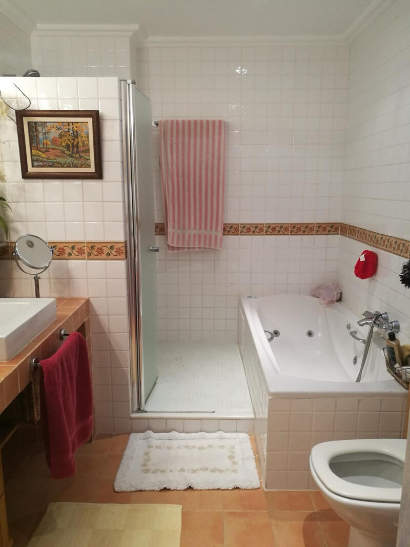 4 bedroom Villa for sale