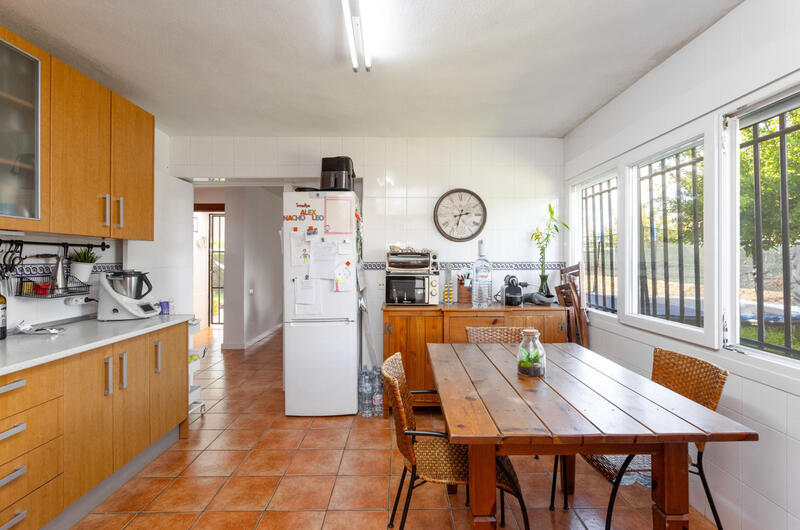 4 Schlafzimmer Stadthaus zu verkaufen