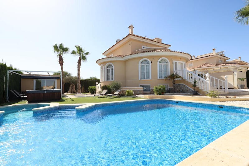 Villa for sale in Ciudad Quesada, Alicante Villa for sale in Ciudad Quesada, Alicante