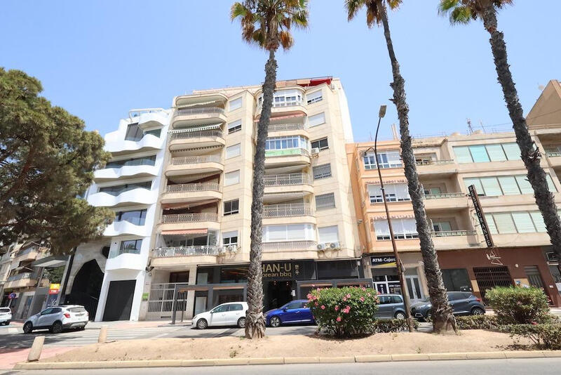 Apartment for sale in Torrevieja, Alicante Apartment for sale in Torrevieja, Alicante