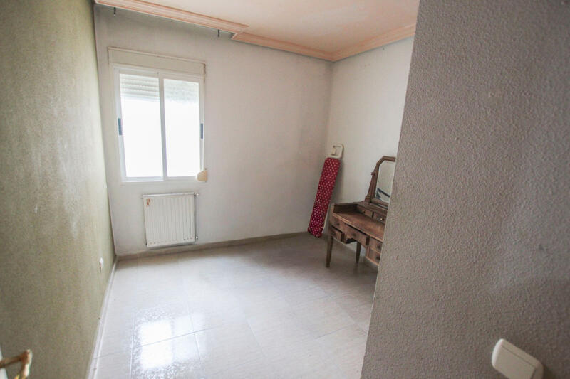 3 bedroom Apartment for sale
