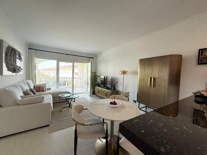 2 slaapkamer Appartement Te koop