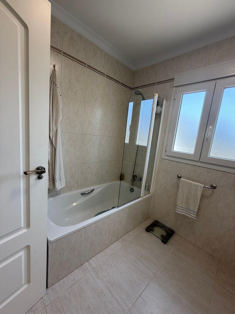 2 slaapkamer Appartement Te koop