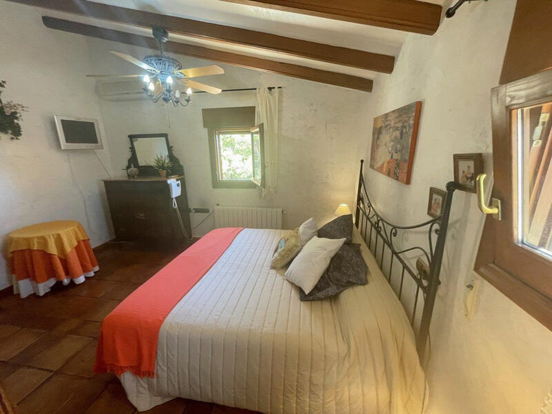 4 slaapkamer Landhuis Te koop