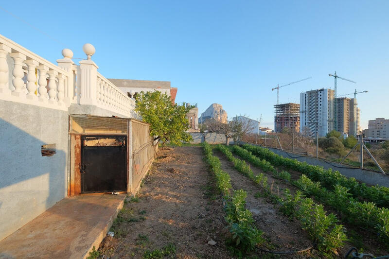 9 Cuarto Villa en venta