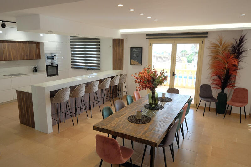 6 Schlafzimmer Villa zu verkaufen