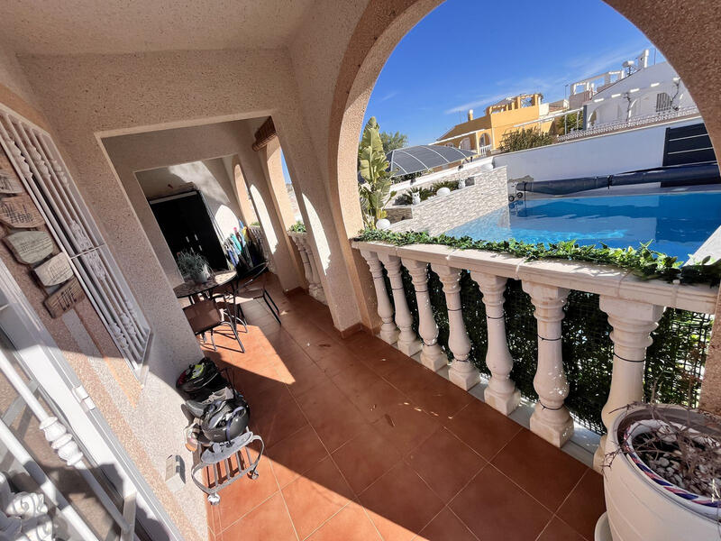 3 Cuarto Villa en venta