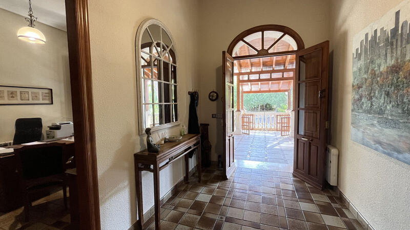 7 Schlafzimmer Villa zu verkaufen