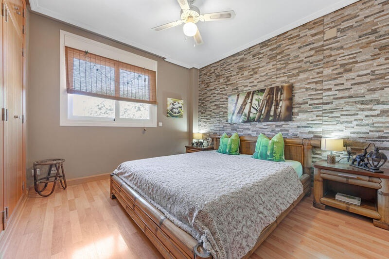 5 Schlafzimmer Villa zu verkaufen