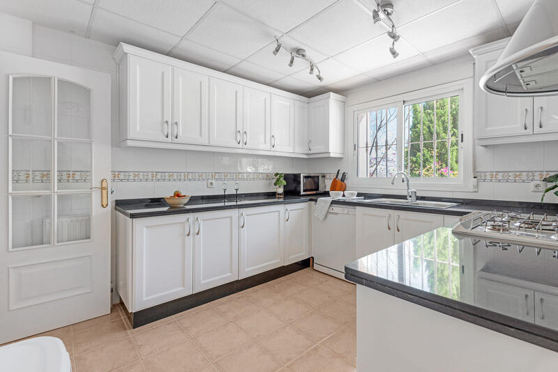 4 slaapkamer Villa Te koop