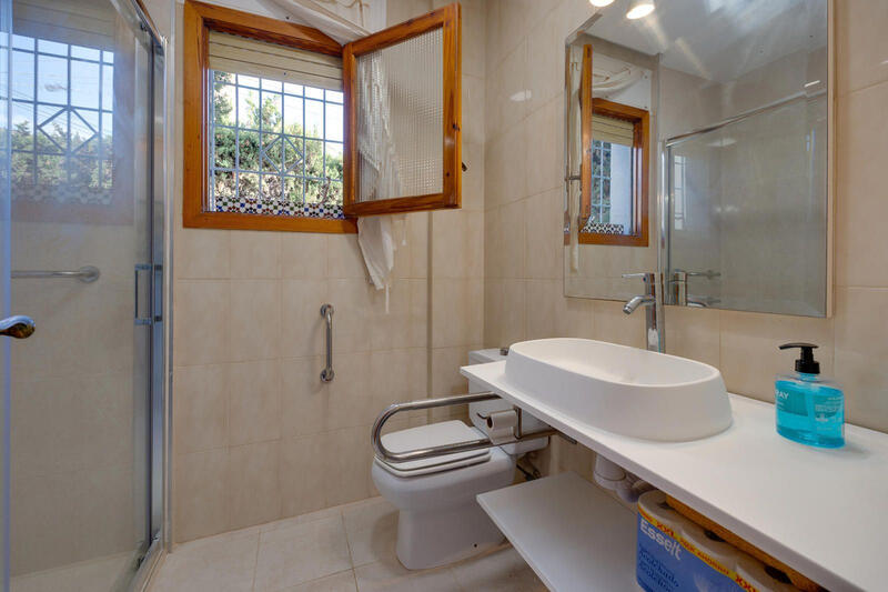 4 chambre Villa à vendre 4 chambre Villa à vendre