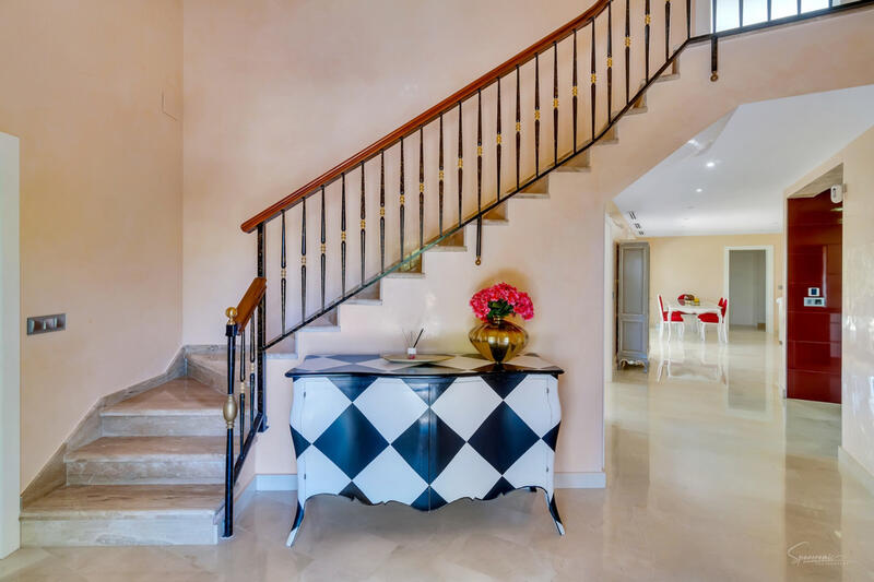 4 slaapkamer Villa Te koop